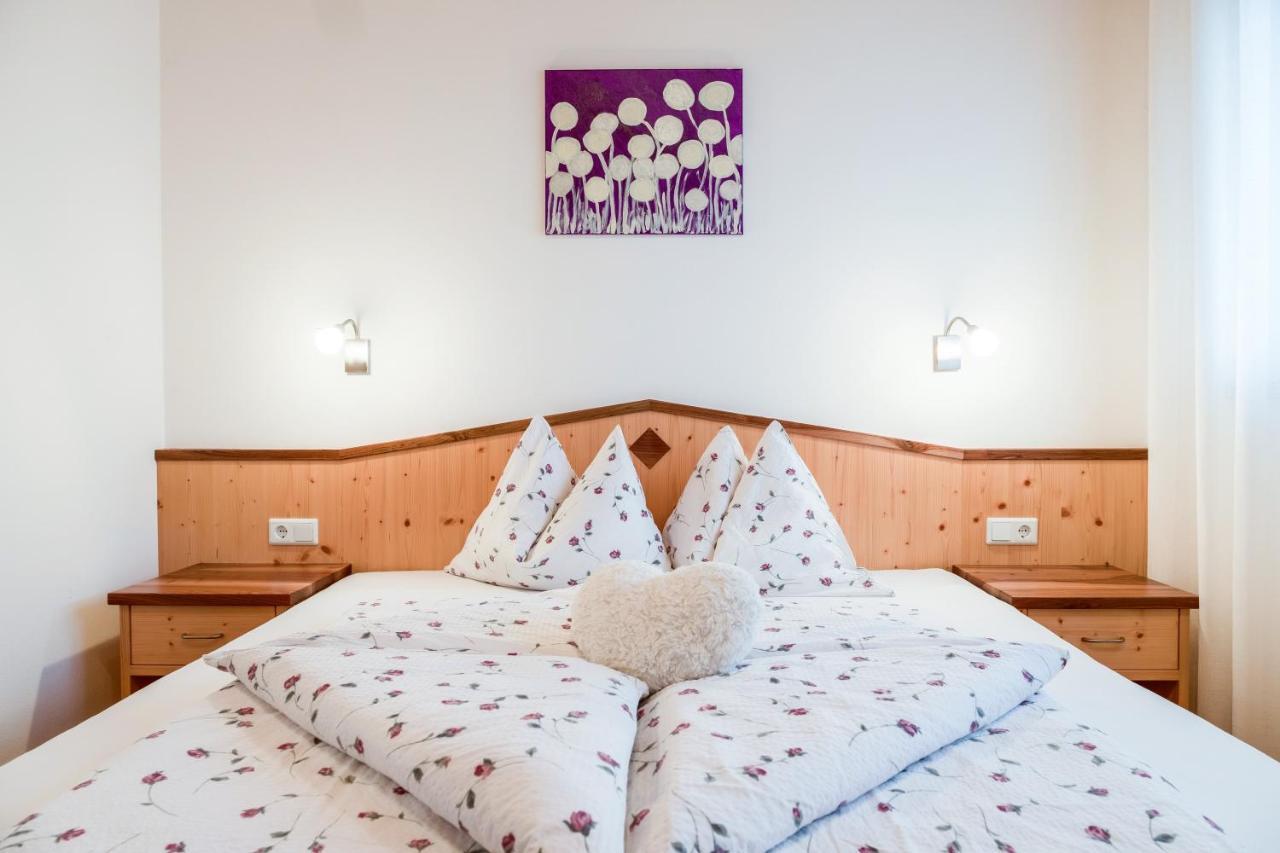 Ferienwohnung Hofschenke Pfeiftal - Heuduft St. Martin in Passeier Exterior foto